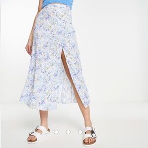 & Other Stories NWT Midaxi skirt with Slit in blue floral size S